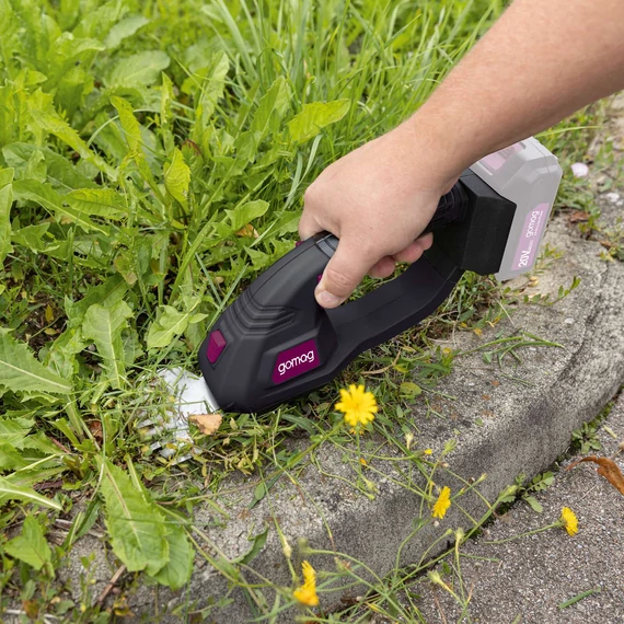Gomag GO-SHS200 Akkus fű- és bokornyíró, sövényvágó aksival és töltővel