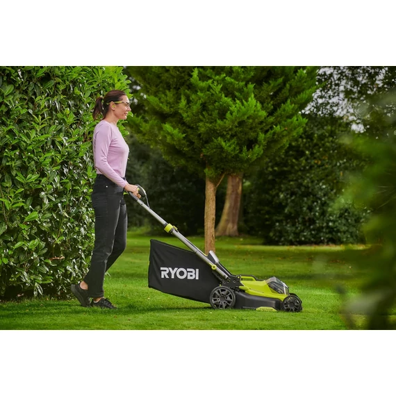 RYOBI 18 V ONE+ RY18LMX40C-0 akkus fűnyíró, akkumulátor és töltővel!