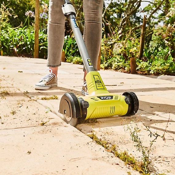 RYOBI 18 V ONE+ RY18PCA-0 akkus fugatisztító, akkumulátor és töltővel
