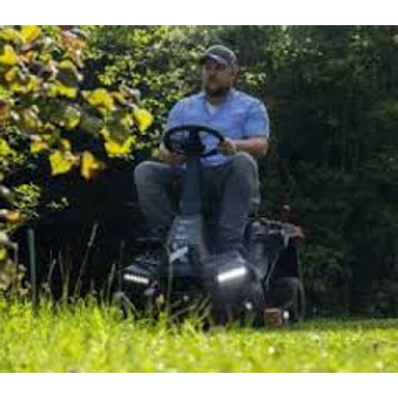 Scheppach MR 225-61 Benzines önindítós Fűnyíró traktor